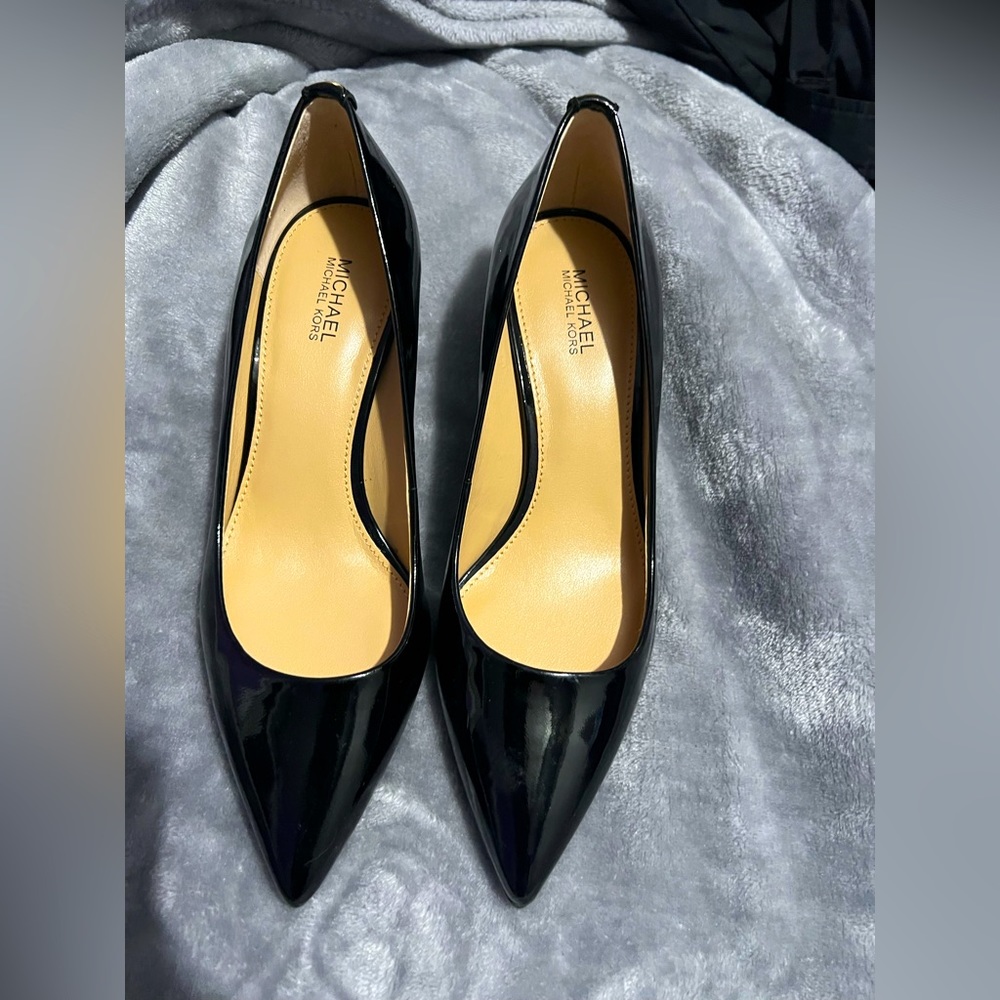 Brand new Michael Kors mini pumps